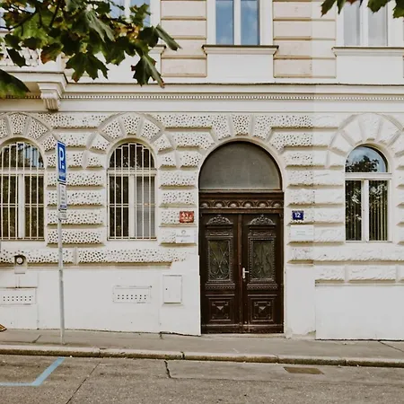 Dream Blue In Centrewenceslas Sq In Walk Apartamento